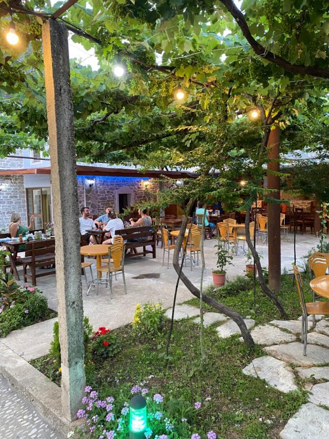 Kulla E Vjeter Hotel Koman Kültér fotó